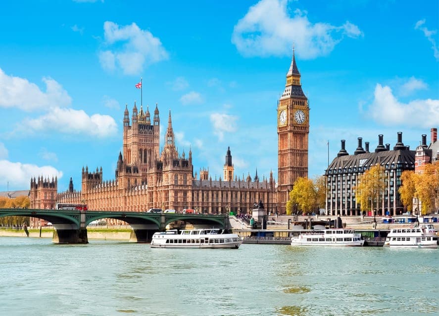 Thames Cruise: Westminster to Tower Bridge (Butler’s Wharf) with optional return - Image 2